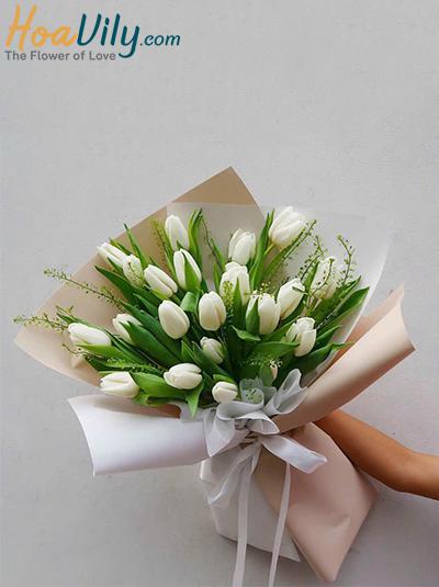 Bó hoa tulip trắng - Bong bóng tỏ tình