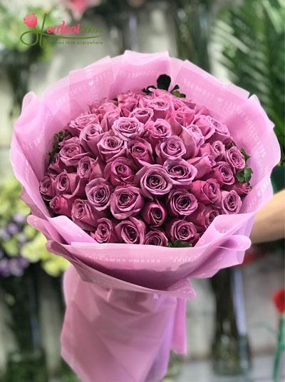 Bó hoa hồng đỏ khổng lồ dành tặng sinh nhật người yêu hay vợ với tình yêu say đắm Bó hoa hồng đỏ khổng lồ dành tặng sinh nhật người yêu hay vợ với tình yêu say đắm