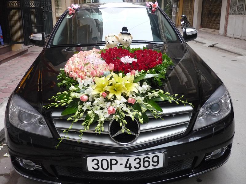 mẫu trang trí xe hoa