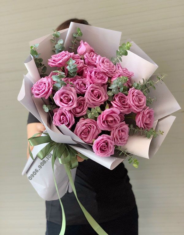 Hoa hồng tím là lựa chọn tuyệt vời, để tặng cho người bạn yêu thương