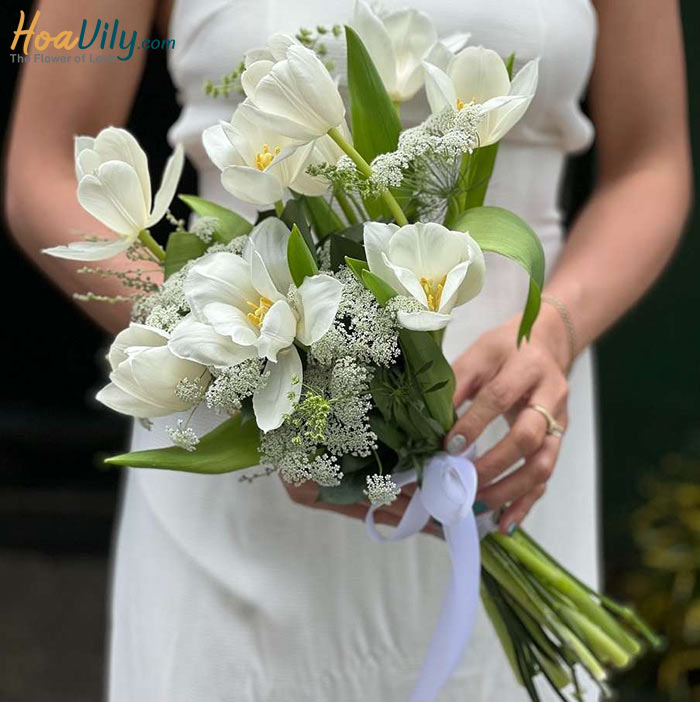 Bó hoa tulip trắng - Xu hướng hoa cưới mùa đông 