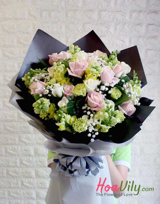 Hoa bó tròn mang chủ đề - Điều Nồng Nàn dành tặng cho bạn gái
