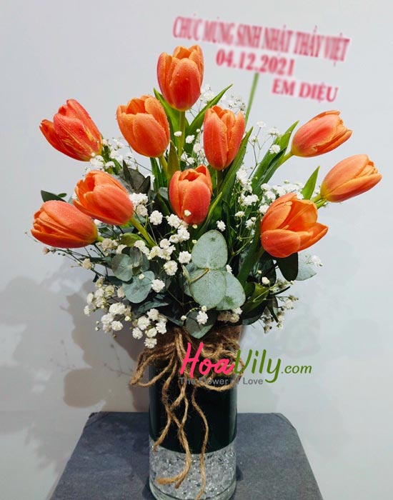 Bình hoa Tulip cam - Hoàng Hôn Paris
