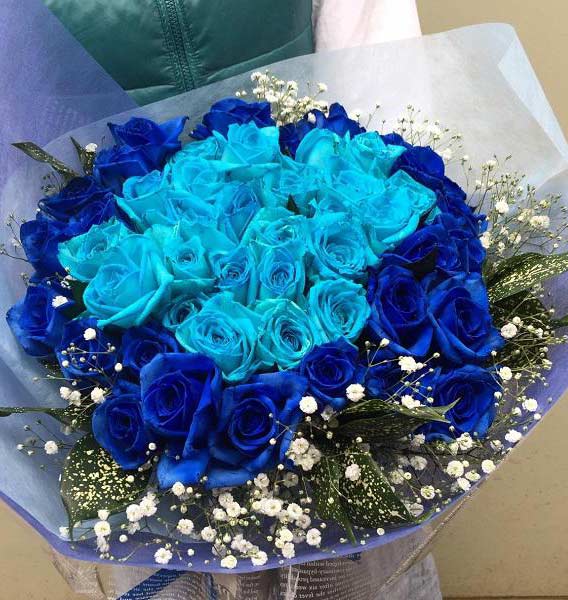 hoa hồng xanh tặng sinh nhật chồng hi vọng mọi người tốt đẹp đến với anh