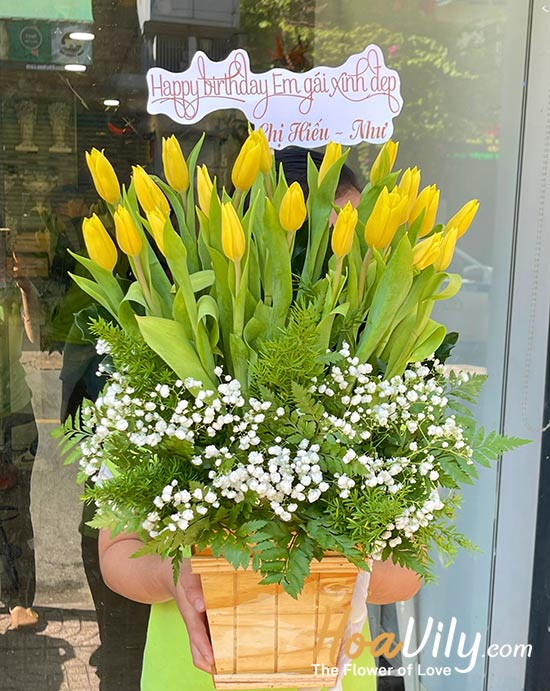 Hộp hoa tulip vàng - Ngày rực rỡ