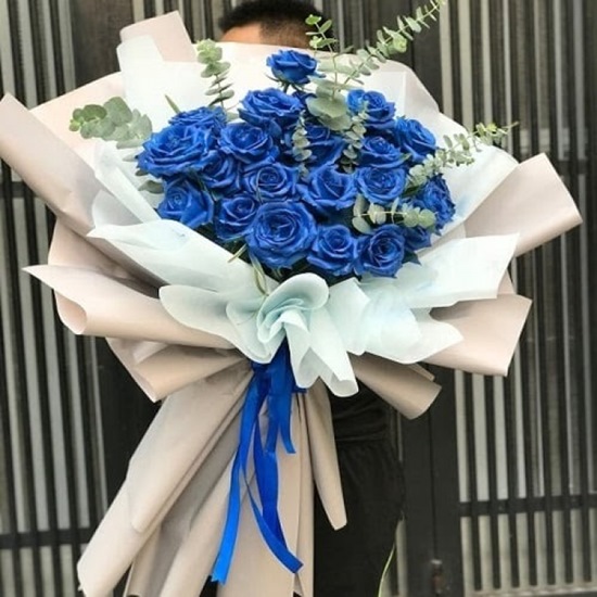 Hoa hồng xanh bất tử – Món quà độc đáo để trao gửi yêu thương