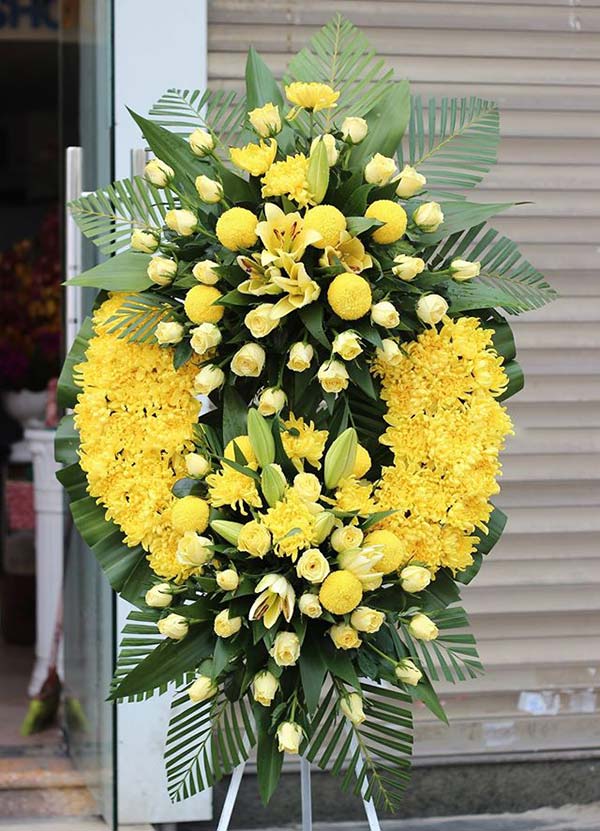 Hoa chia buồn màu vàng