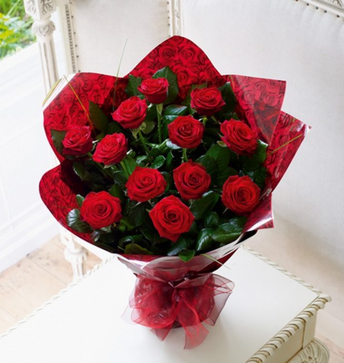 Bó hoa Valentine dành tặng bạn gái đang tìm hiểu
