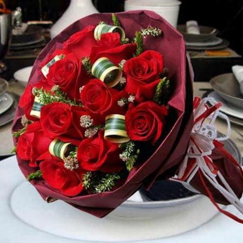 Hoa hồng Valentine tặng vợ, người yêu
