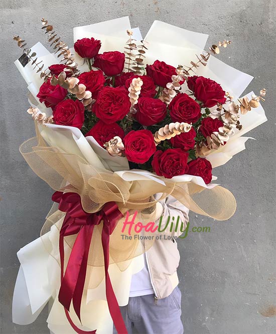 Bó hoa hồng đỏ tặng bạn gái – I love you