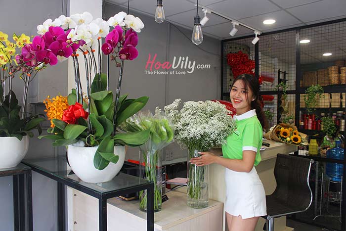 Shop bán hoa khai trương q7